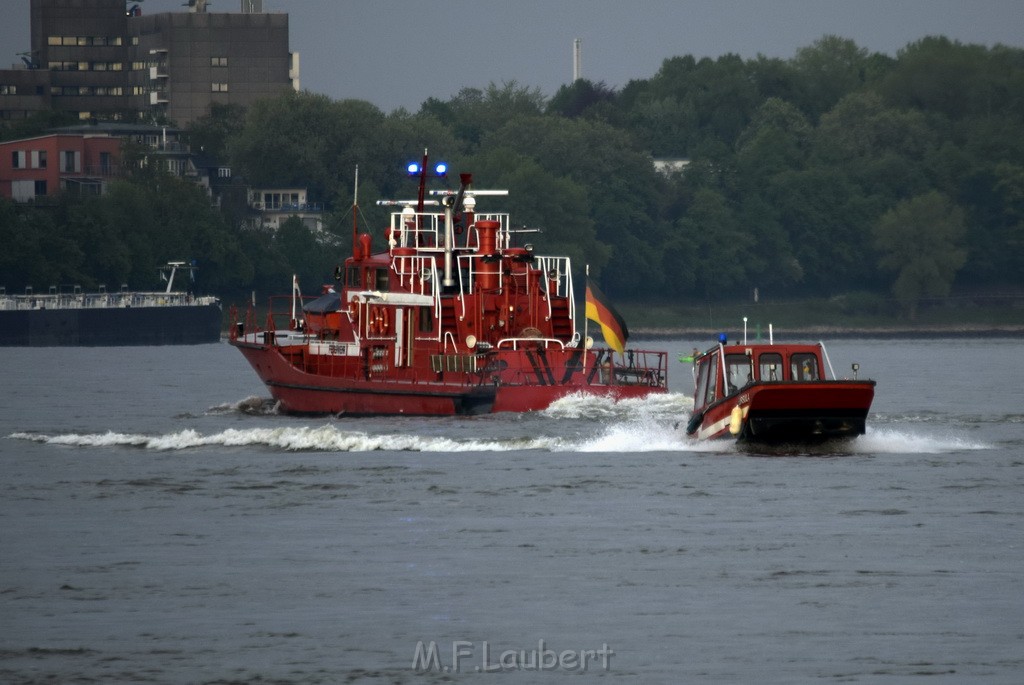 PRhein Koeln Porz Ensen Schwimmer untergegangen P124.JPG - Miklos Laubert